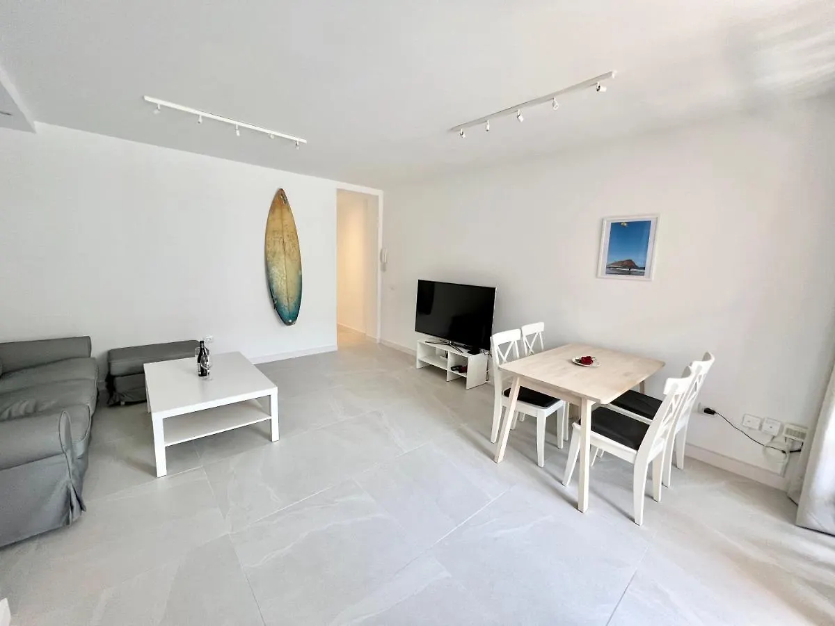 Surfers Lodge El Medano  Spain